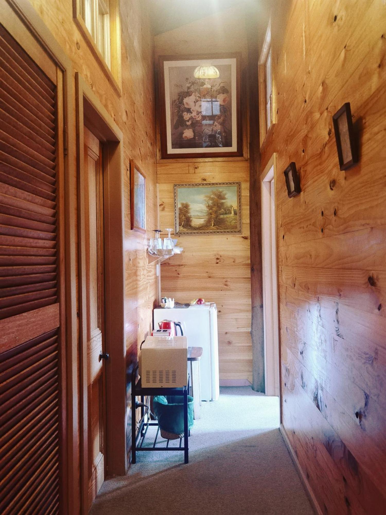 The Goat And Goose Bed & Breakfast Lakes Entrance Esterno foto