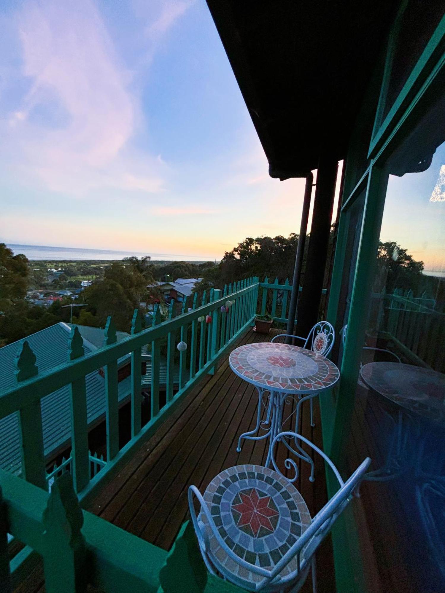 The Goat And Goose Bed & Breakfast Lakes Entrance Esterno foto
